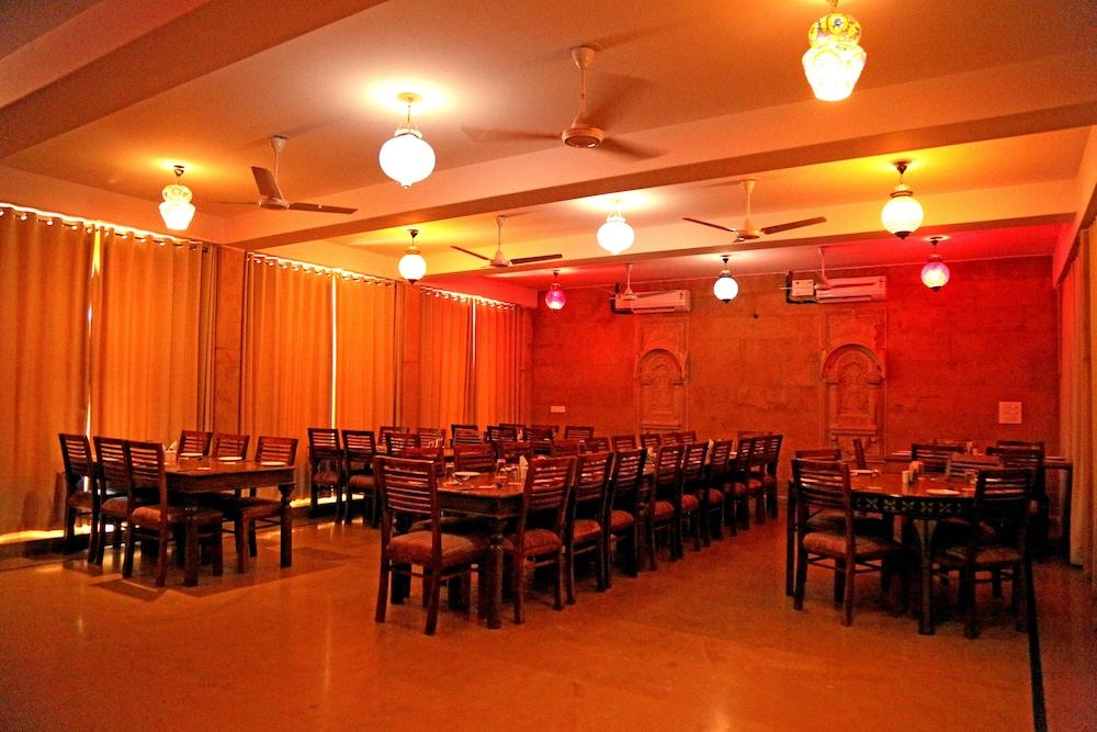 Hotel Golden Haveli Jaisalmer Exterior photo